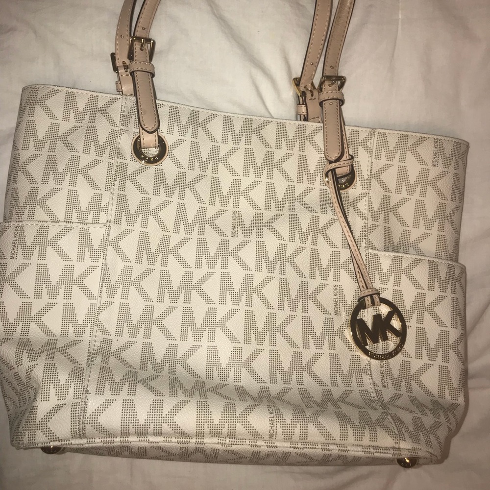 Michael Kors purse